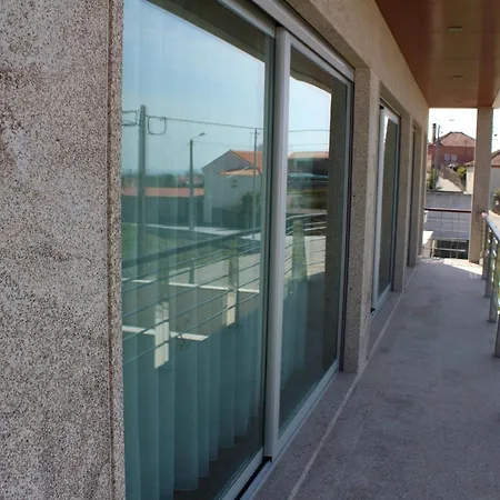 Caso Do Chino - Moradia T4 Com Piscina
