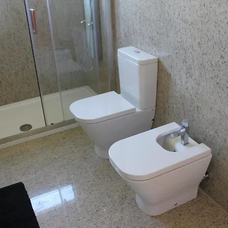 Caso Do Chino - Moradia T4 Com Piscina